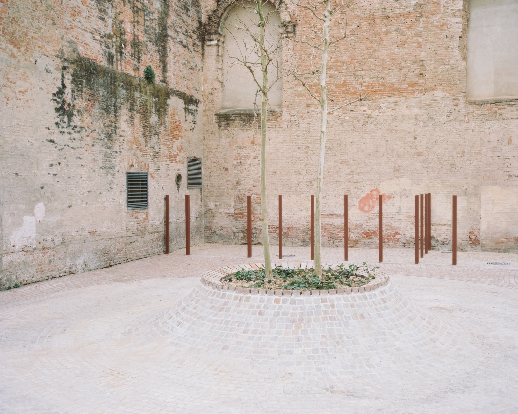 piazza cortevecchia inout architettura 7