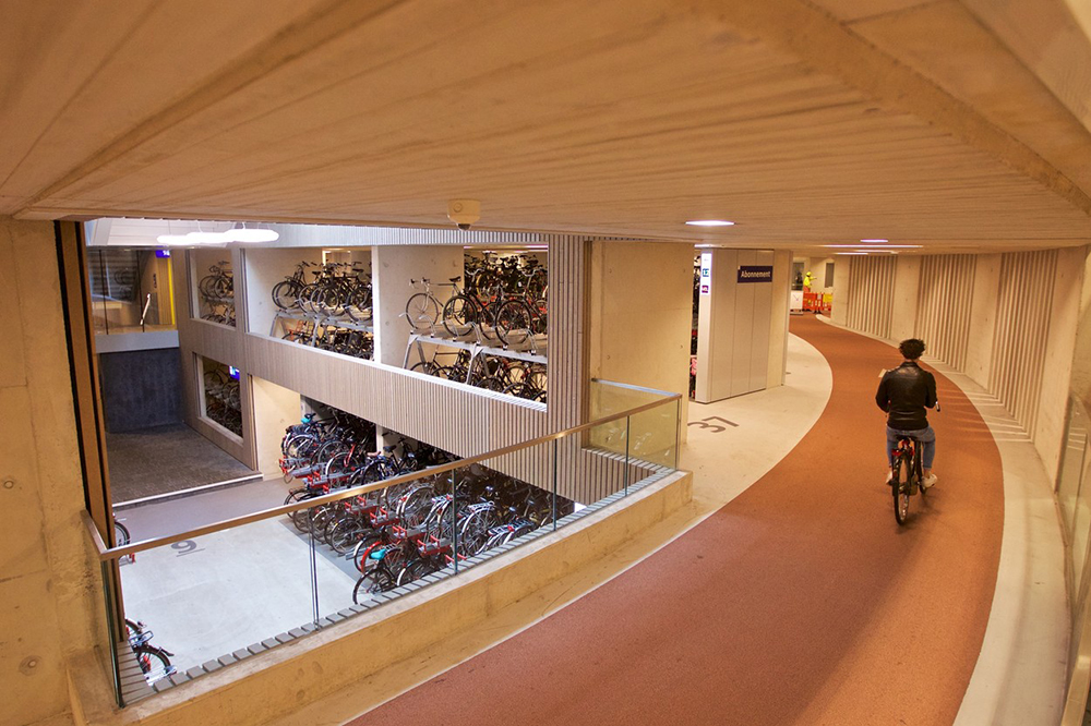 utrecht bicycle garage profimedia 0466262466