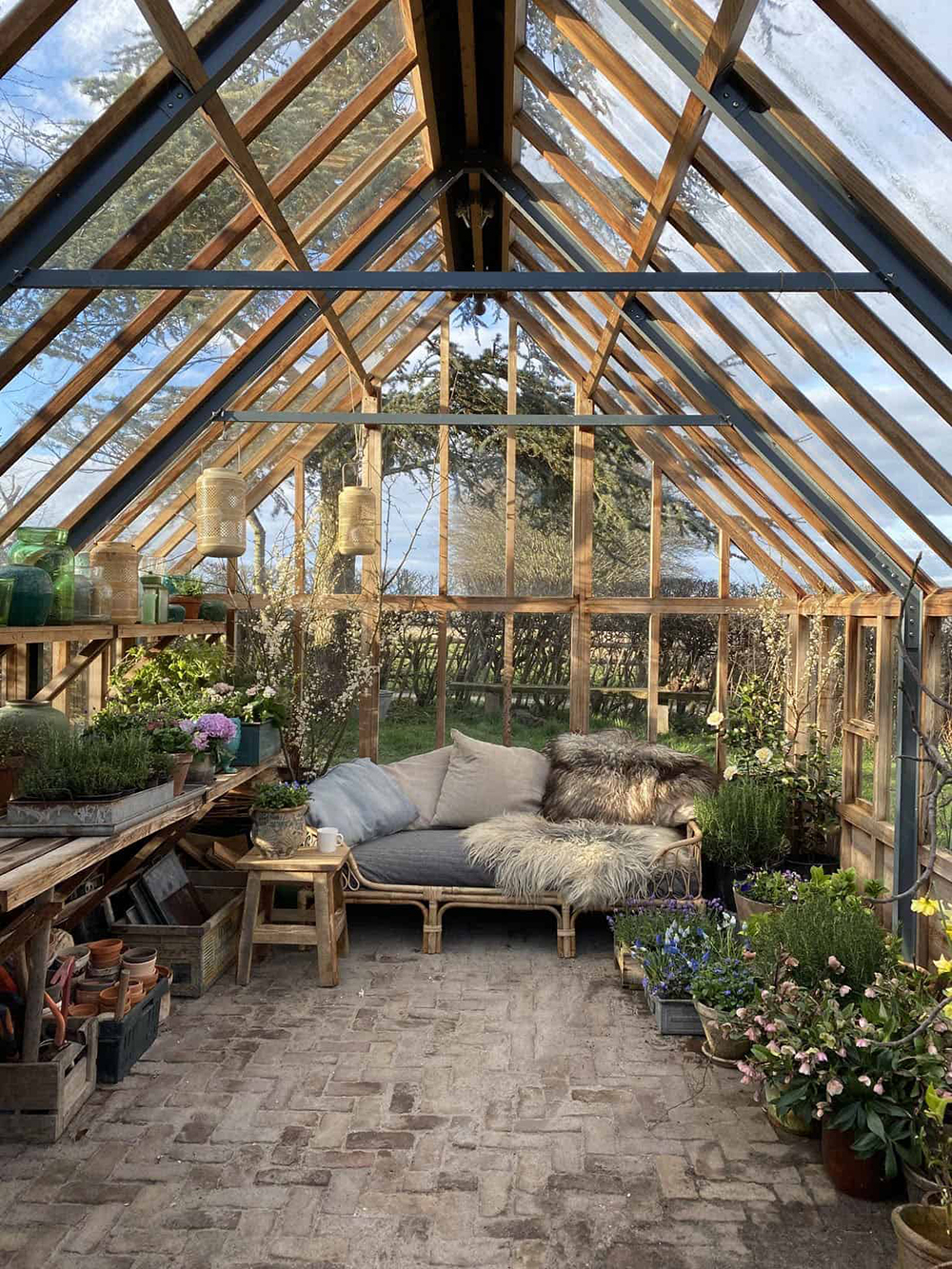 Awesome Backyard Greenhouse Design Ideas 19 1 Kindesign
