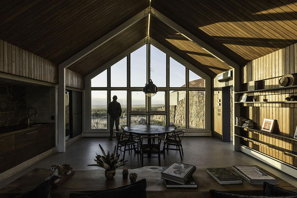 casa de piedra alberto tonconogy asociados c luis abba 7 ok